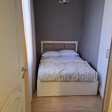 Am Apartments 3 Yerevan Bagian luar foto