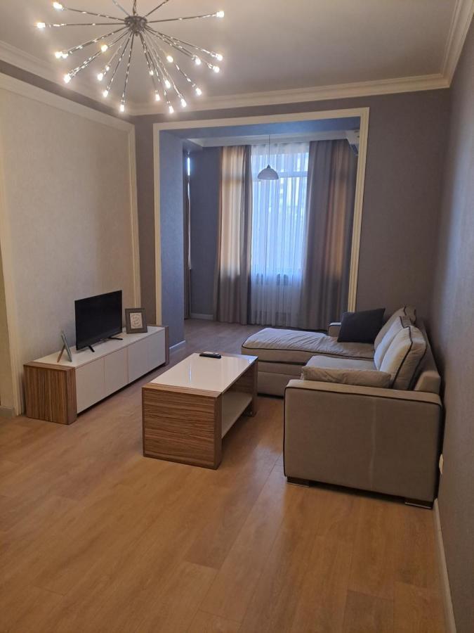 Am Apartments 3 Yerevan Bagian luar foto
